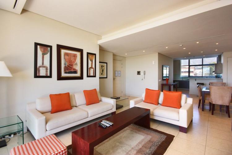 Photo 4 of Juliette 6th Floor Apartment accommodation in V&A Waterfront, Cape Town with 2 bedrooms and 2 bathrooms