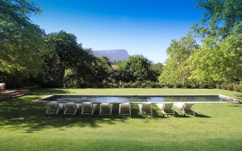 Photo 3 of Klein Constantia Vistas accommodation in Constantia, Cape Town with 4 bedrooms and 4 bathrooms