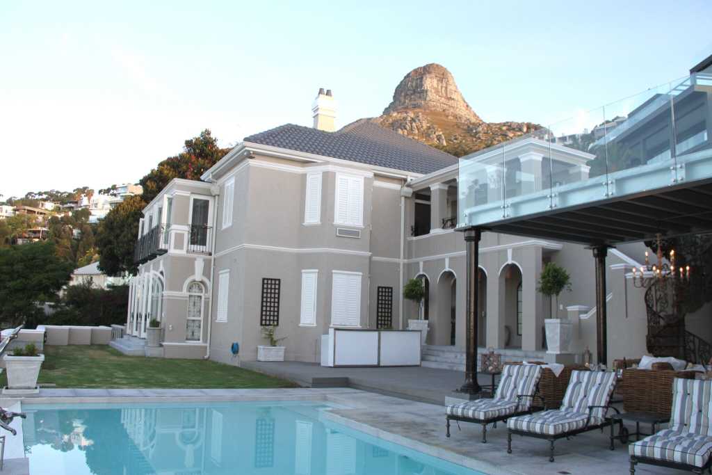 Photo 10 of Kloof Road Villa accommodation in Bantry Bay, Cape Town with 5 bedrooms and 5 bathrooms