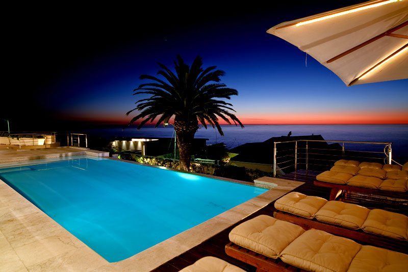 Photo 8 of Kloof Road Villa accommodation in Bantry Bay, Cape Town with 4 bedrooms and 3.5 bathrooms