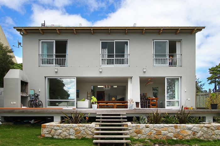 Photo 9 of Kommetjie Holiday House accommodation in Kommetjie, Cape Town with 3 bedrooms and 3 bathrooms