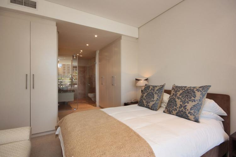 Photo 1 of Kylemore 111 accommodation in V&A Waterfront, Cape Town with 1 bedrooms and 1 bathrooms