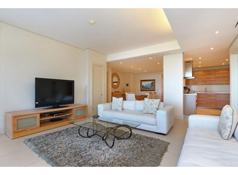 Photo 7 of Kylemore 210 accommodation in V&A Waterfront, Cape Town with 2 bedrooms and 2 bathrooms