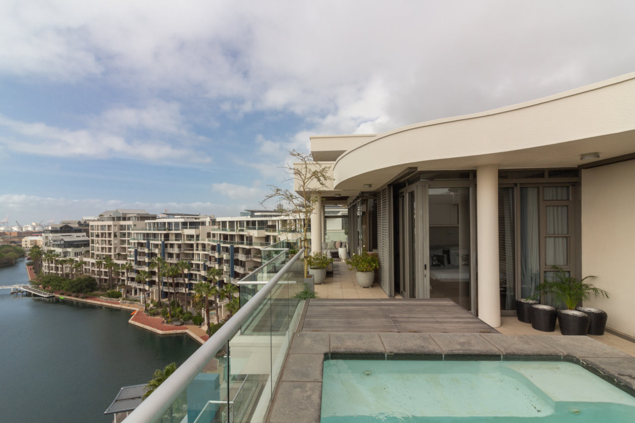 Photo 47 of Kylemore 701 accommodation in V&A Waterfront, Cape Town with 3 bedrooms and 3 bathrooms