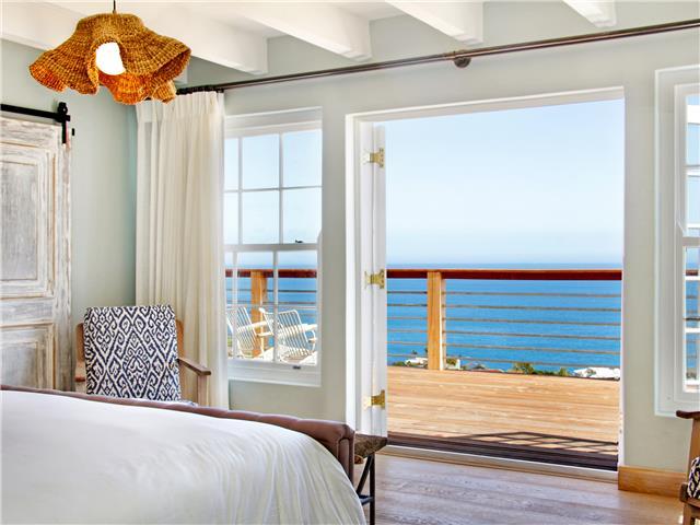 Photo 19 of La Baia accommodation in Camps Bay, Cape Town with 6 bedrooms and 6 bathrooms