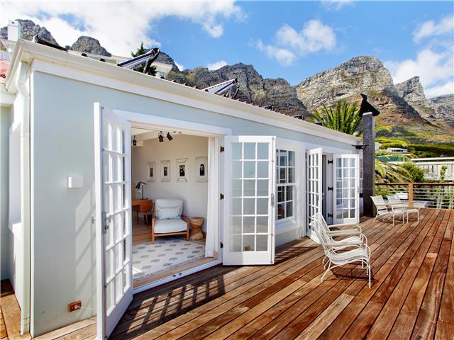 Photo 26 of La Baia accommodation in Camps Bay, Cape Town with 6 bedrooms and 6 bathrooms