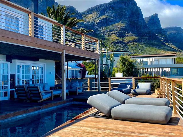 Photo 33 of La Baia accommodation in Camps Bay, Cape Town with 6 bedrooms and 6 bathrooms