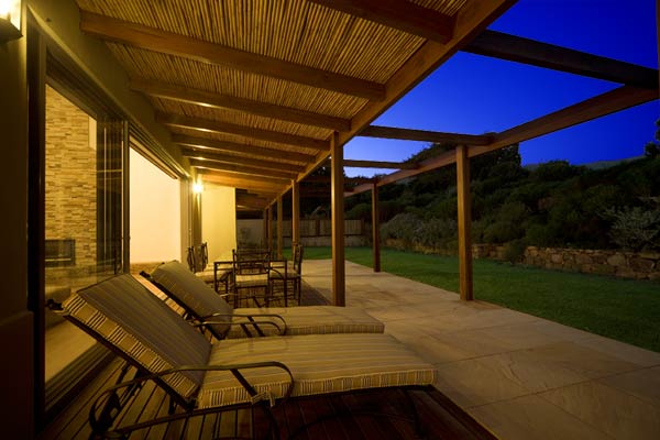 Photo 10 of La Constantia accommodation in Constantia, Cape Town with 4 bedrooms and 3.5 bathrooms