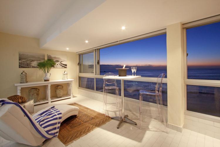 Photo 2 of La Corniche Sunsets accommodation in Clifton, Cape Town with 2 bedrooms and 2 bathrooms