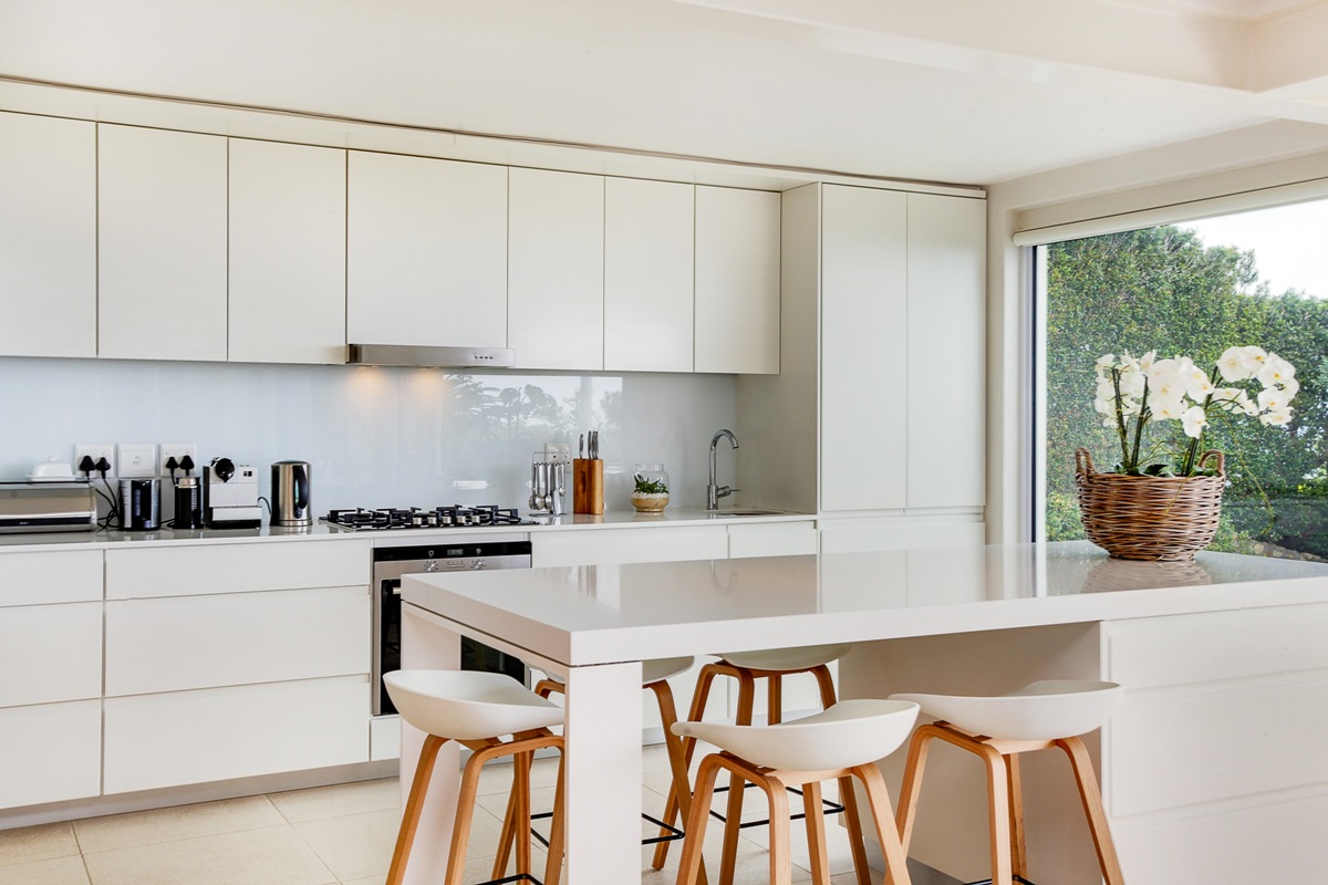 Photo 12 of Le Blanc Villa accommodation in Camps Bay, Cape Town with 5 bedrooms and 5 bathrooms