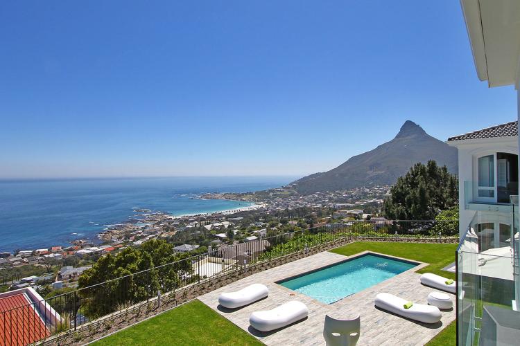 Photo 5 of Le Maison Hermes accommodation in Camps Bay, Cape Town with 6 bedrooms and 6.5 bathrooms