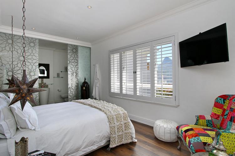 Photo 9 of Le Maison Hermes accommodation in Camps Bay, Cape Town with 6 bedrooms and 6.5 bathrooms