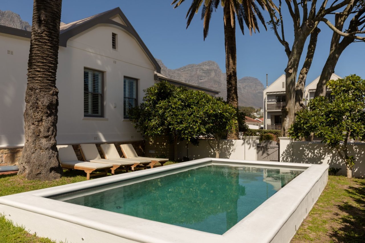 Photo 17 of Linda Vista accommodation in Camps Bay, Cape Town with 5 bedrooms and 5 bathrooms