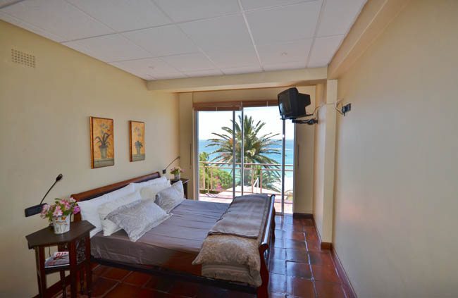 Photo 13 of Llandudno Beach Villa accommodation in Llandudno, Cape Town with 5 bedrooms and 4 bathrooms
