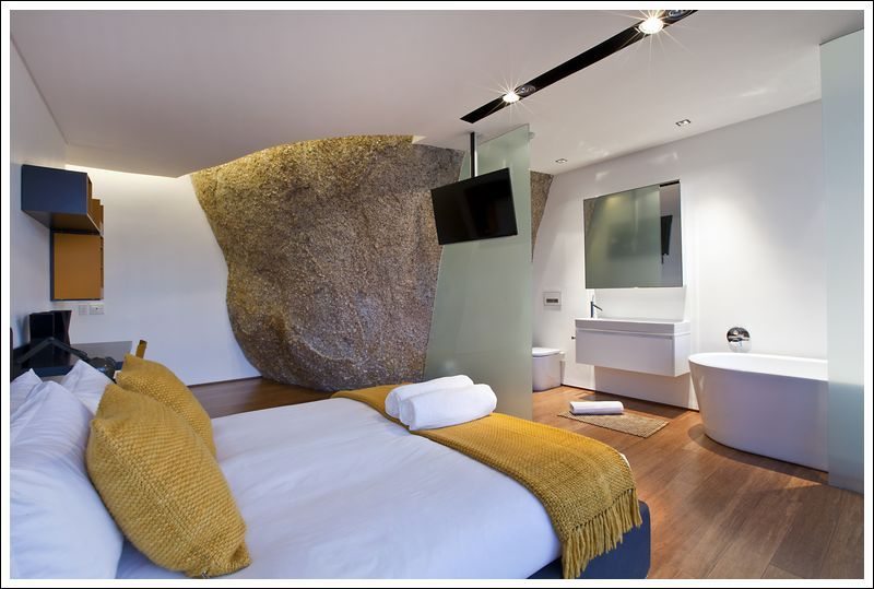 Photo 17 of Llandudno Boulders accommodation in Llandudno, Cape Town with 4 bedrooms and 4 bathrooms