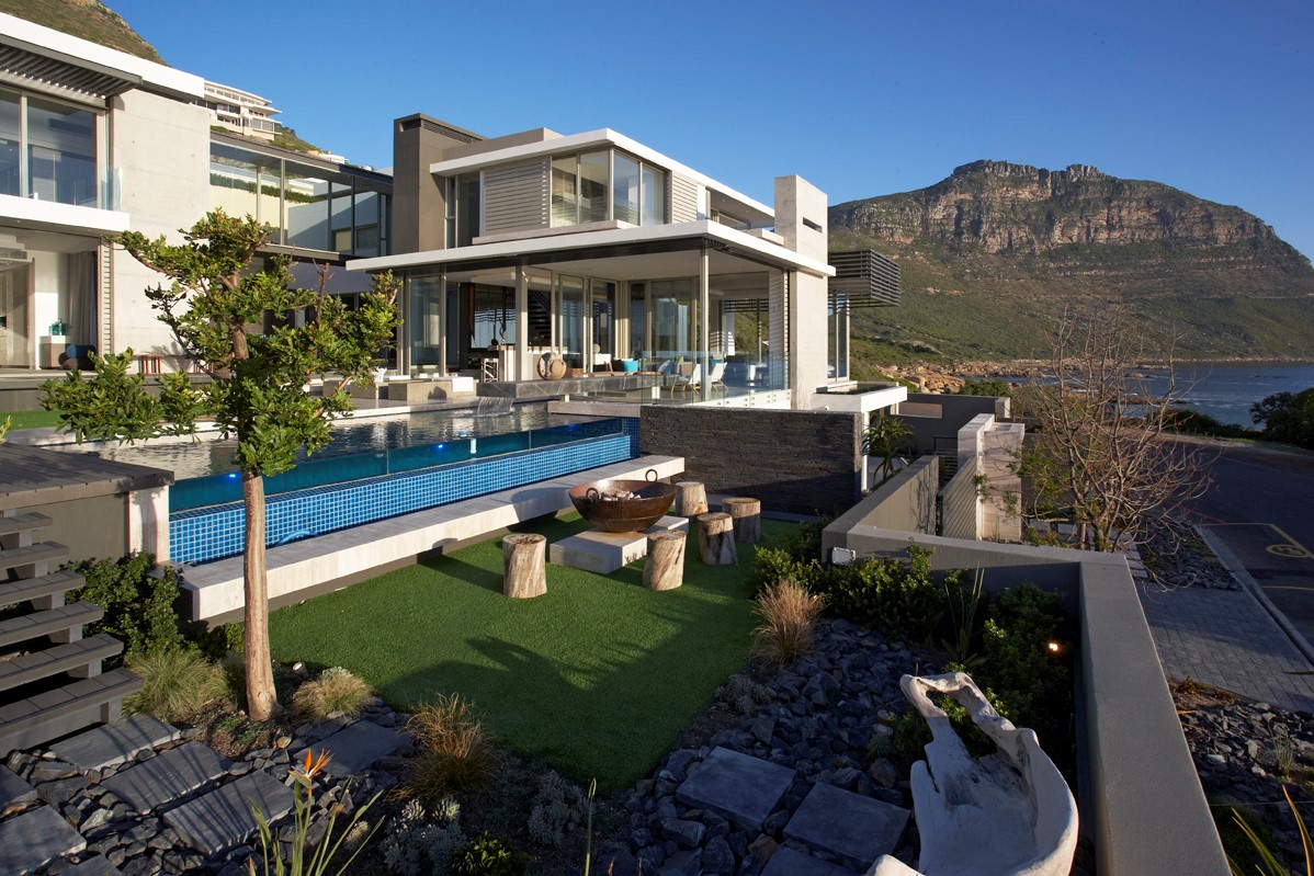 Photo 9 of Llandudno Opulence accommodation in Llandudno, Cape Town with 7 bedrooms and 6 bathrooms
