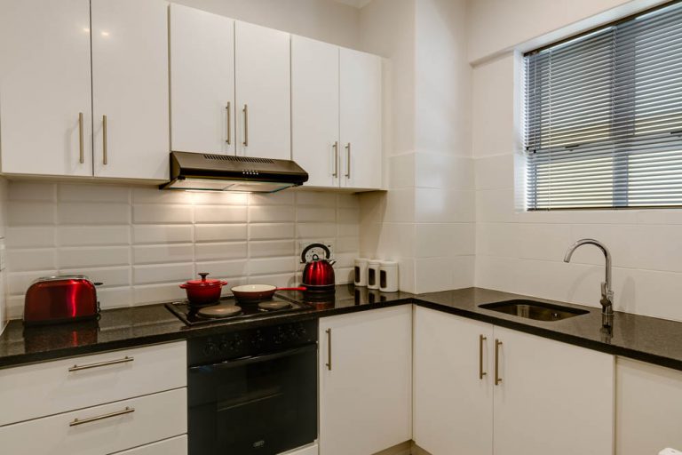 Photo 9 of L’Orange Apartment accommodation in Gardens, Cape Town with 1 bedrooms and 1 bathrooms
