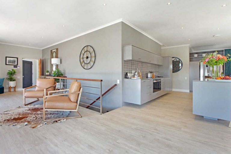 Photo 12 of Maison de Ville accommodation in Oranjezicht, Cape Town with 4 bedrooms and 4 bathrooms