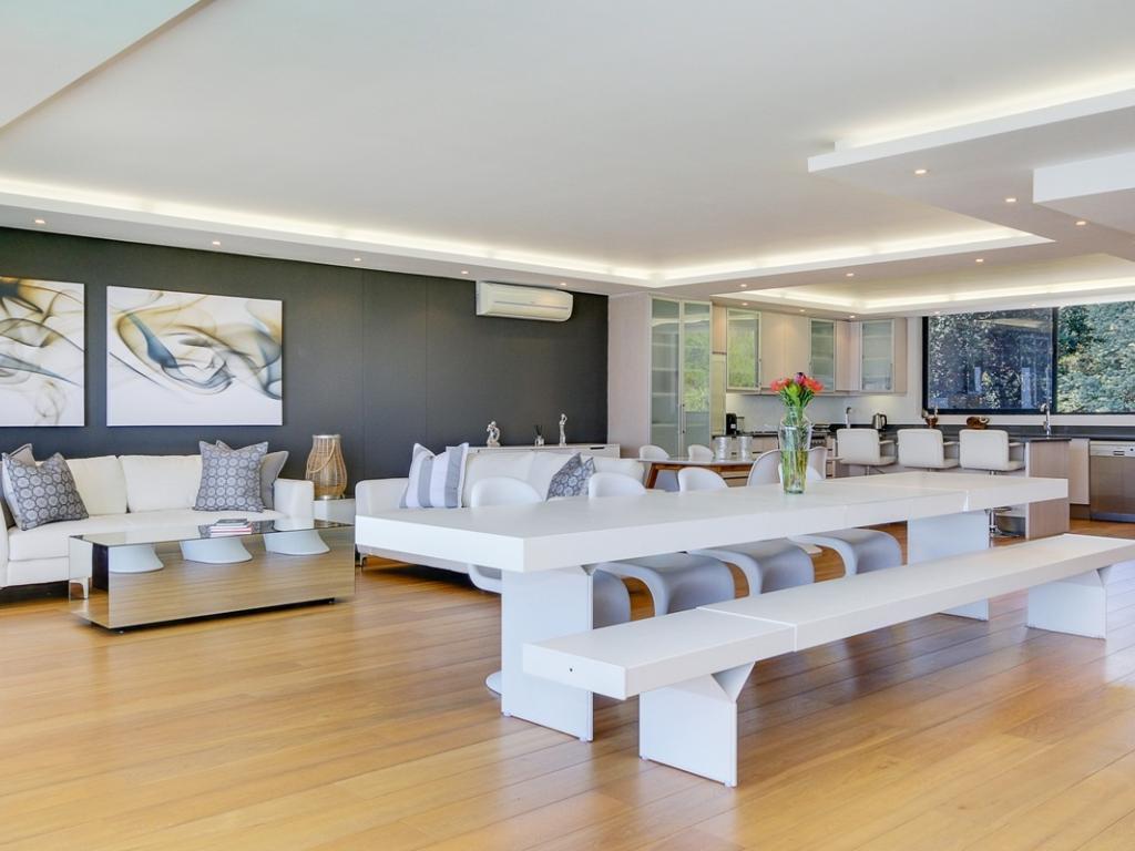 Photo 8 of Malindi accommodation in Camps Bay, Cape Town with 4 bedrooms and 4 bathrooms