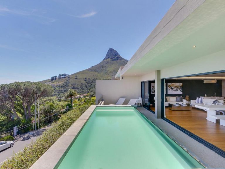 Photo 1 of Malindi accommodation in Camps Bay, Cape Town with 4 bedrooms and 4 bathrooms