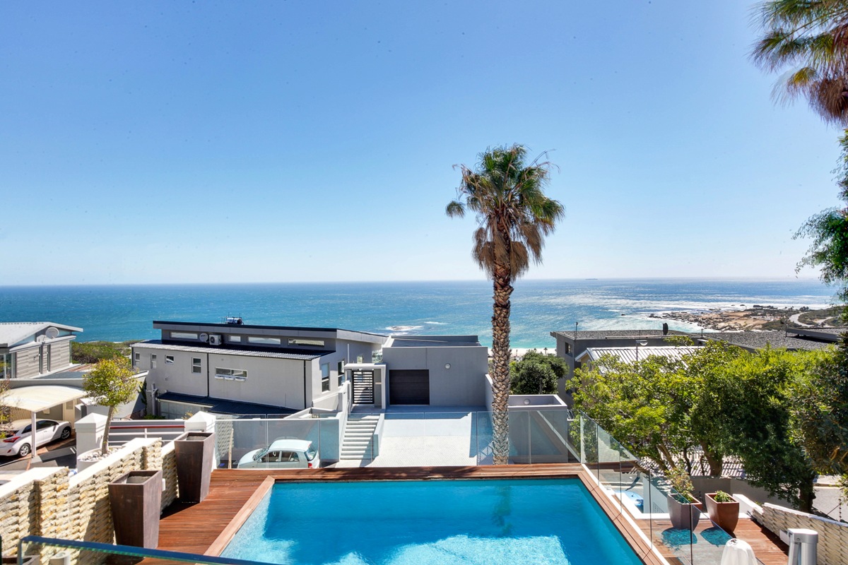 Photo 28 of Medburn Alcove accommodation in Camps Bay, Cape Town with 3 bedrooms and 3 bathrooms