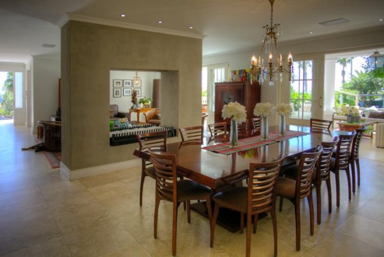 Photo 5 of Miller Villa accommodation in Fresnaye, Cape Town with 5 bedrooms and 4 bathrooms