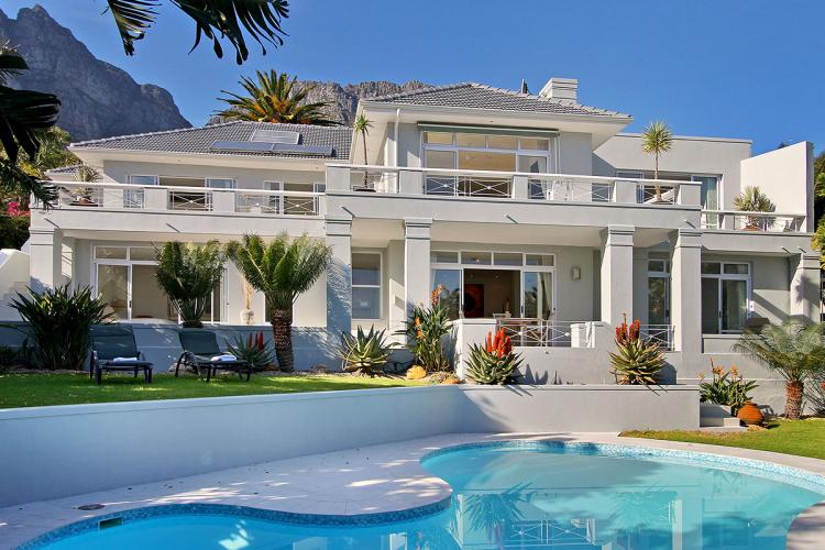 Photo 2 of Msanga Villa accommodation in Camps Bay, Cape Town with 5 bedrooms and 5 bathrooms
