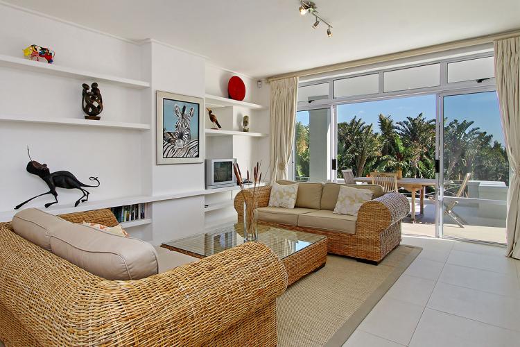 Photo 12 of Msanga Villa accommodation in Camps Bay, Cape Town with 5 bedrooms and 5 bathrooms