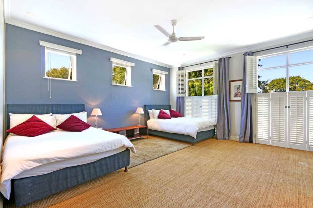 Photo 11 of Newlands Garden Villa accommodation in Newlands, Cape Town with 4 bedrooms and 3 bathrooms