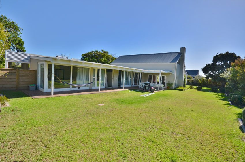 Photo 20 of Noordhoek Taylor Villa accommodation in Noordhoek, Cape Town with 4 bedrooms and 3.5 bathrooms