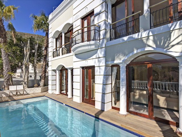 Photo 13 of Normandie Villa accommodation in Fresnaye, Cape Town with 4 bedrooms and 4 bathrooms
