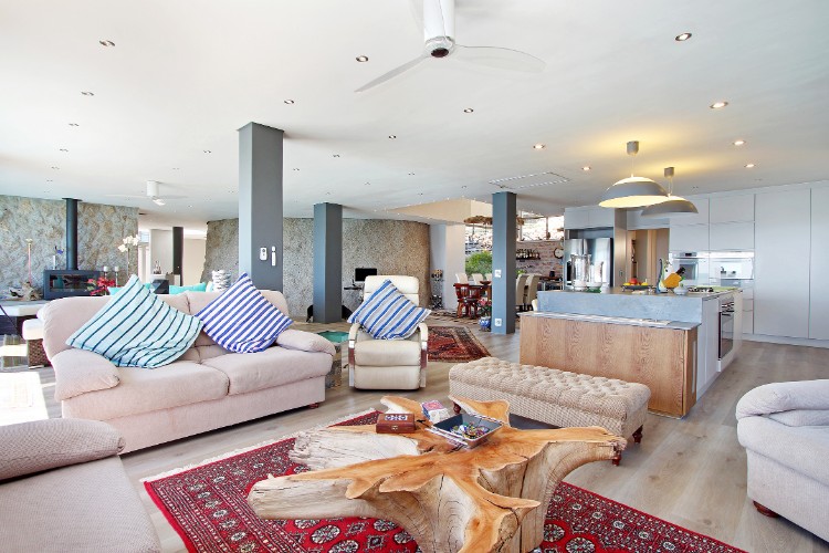Photo 10 of Ocean Bliss accommodation in Llandudno, Cape Town with 5 bedrooms and 5 bathrooms