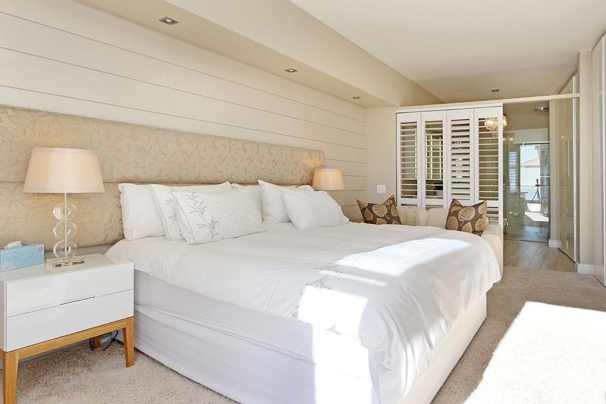 Photo 2 of Ocean Terraces Apartment accommodation in Sea Point, Cape Town with 2 bedrooms and 3 bathrooms
