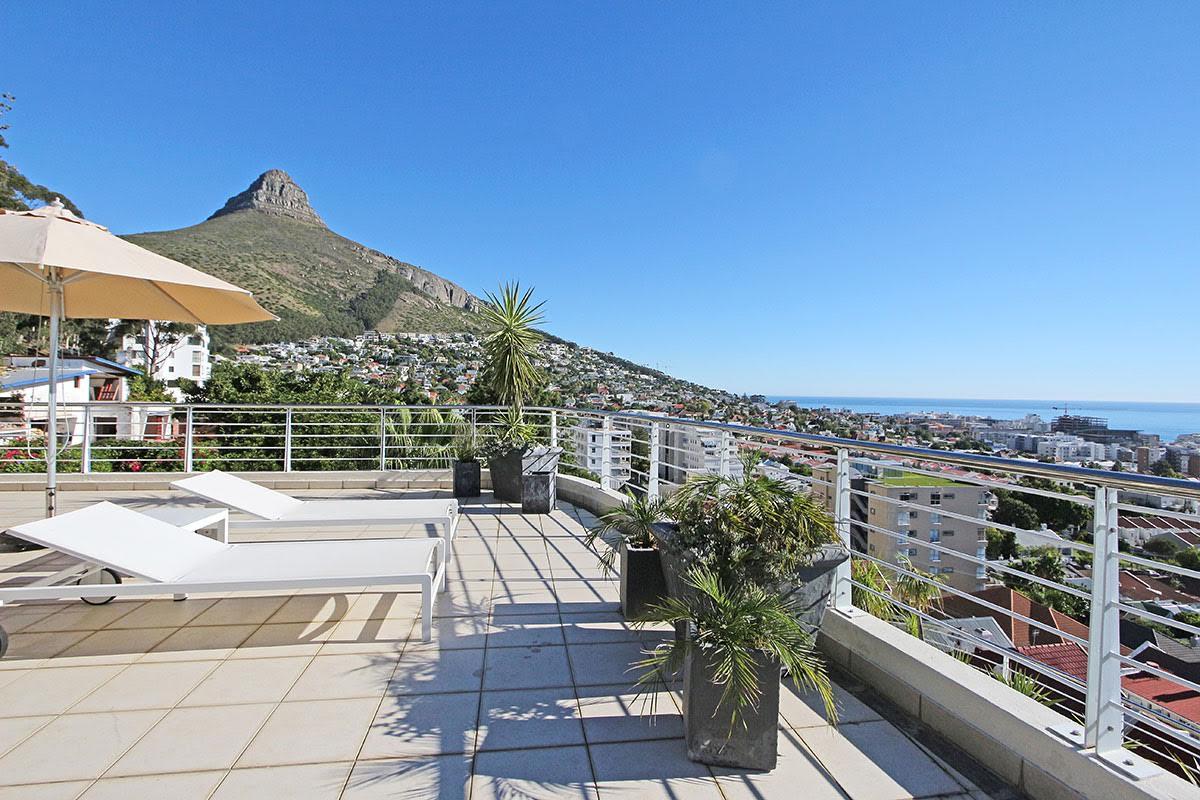 Photo 6 of Ocean Terraces Apartment accommodation in Sea Point, Cape Town with 2 bedrooms and 3 bathrooms