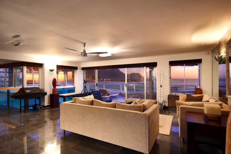 Photo 6 of Ocean View Clifton accommodation in Clifton, Cape Town with 3 bedrooms and 2.5 bathrooms