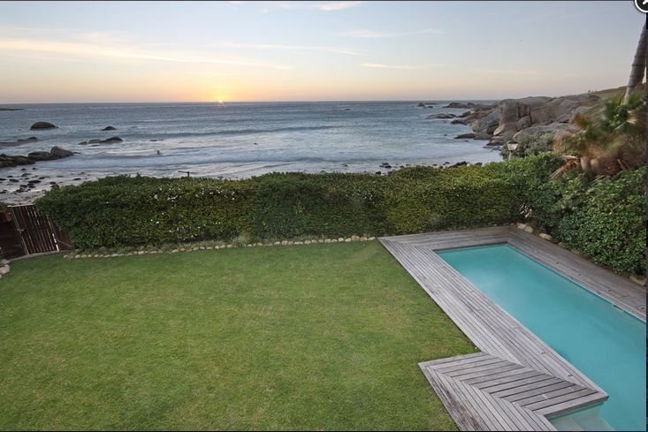 Photo 4 of On Glen Beach accommodation in Camps Bay, Cape Town with 4 bedrooms and 3.5 bathrooms