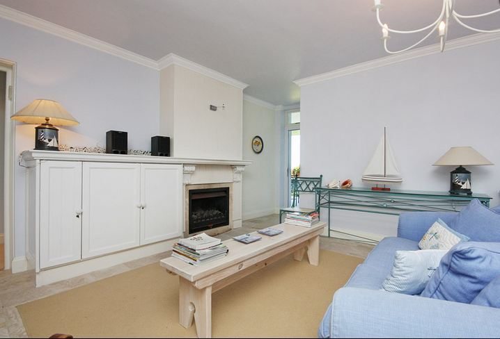 Photo 5 of On Glen Beach accommodation in Camps Bay, Cape Town with 4 bedrooms and 3.5 bathrooms