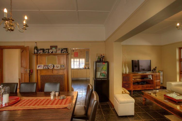 Photo 19 of Oranjezicht Lina Villa accommodation in Oranjezicht, Cape Town with 5 bedrooms and 3.5 bathrooms