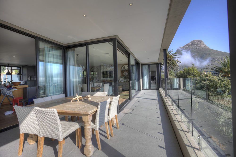 Photo 13 of Oranjezicht Modern Villa accommodation in Oranjezicht, Cape Town with 3 bedrooms and 3 bathrooms