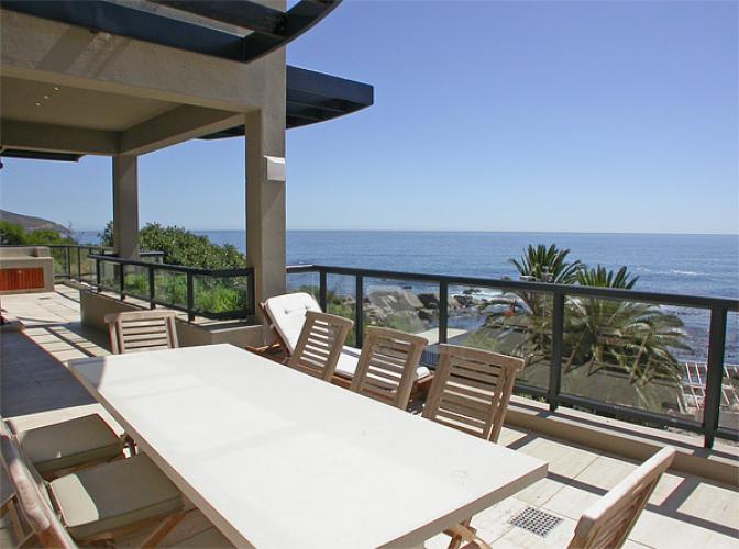 Photo 7 of Oudekraal Views accommodation in Bakoven, Cape Town with 3 bedrooms and 3 bathrooms