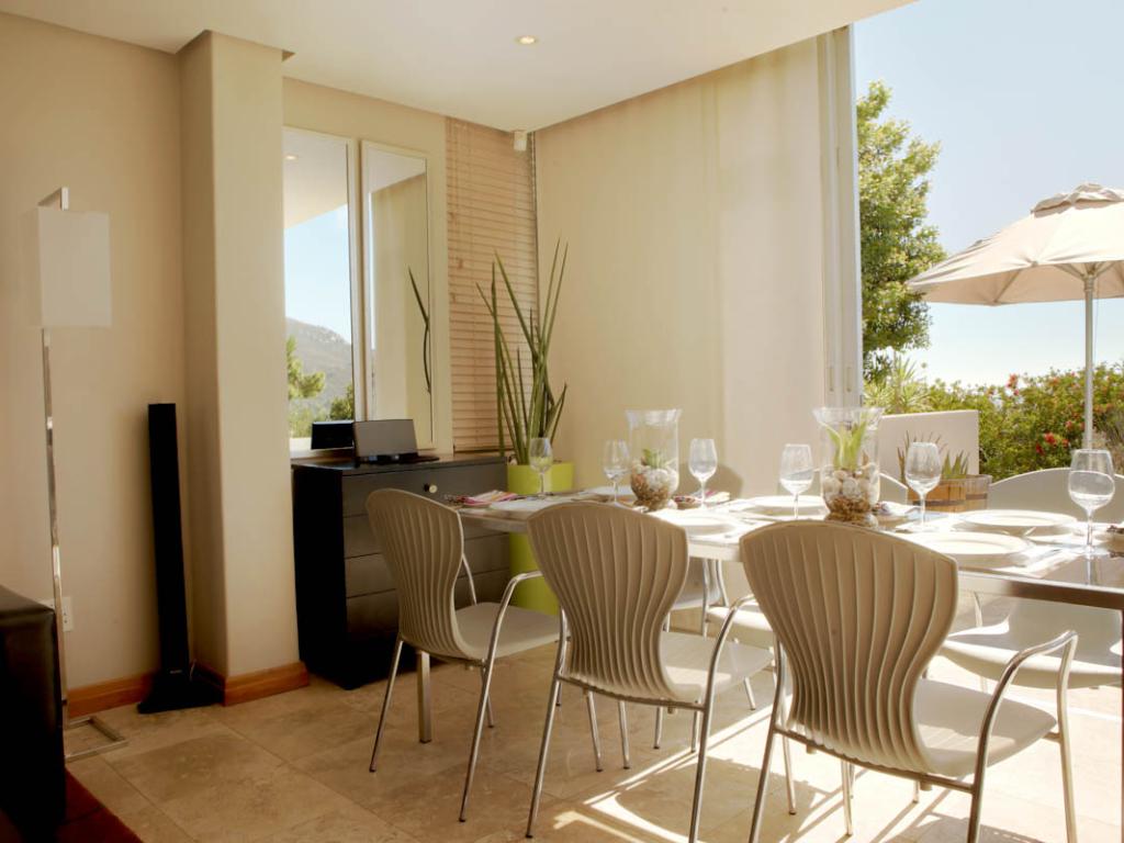 Photo 15 of Panorama Apartment accommodation in Camps Bay, Cape Town with 1 bedrooms and 1 bathrooms
