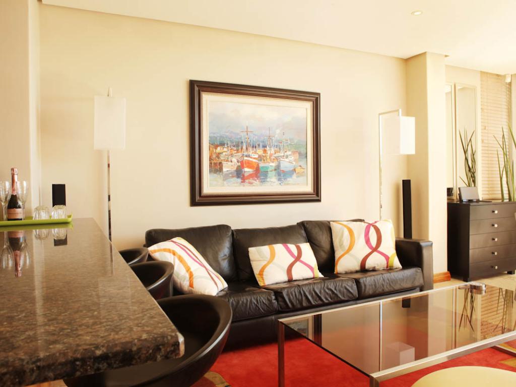 Photo 3 of Panorama Apartment accommodation in Camps Bay, Cape Town with 1 bedrooms and 1 bathrooms