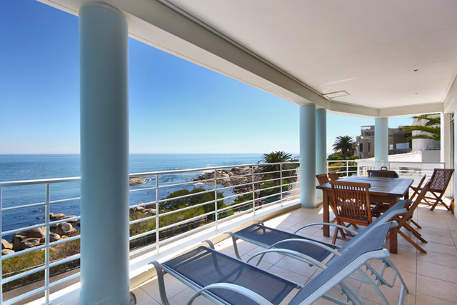 Photo 18 of Paradiso Views accommodation in Camps Bay, Cape Town with 7 bedrooms and 6 bathrooms
