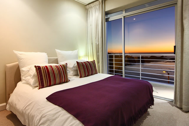 Photo 10 of Paradiso Views accommodation in Camps Bay, Cape Town with 7 bedrooms and 6 bathrooms