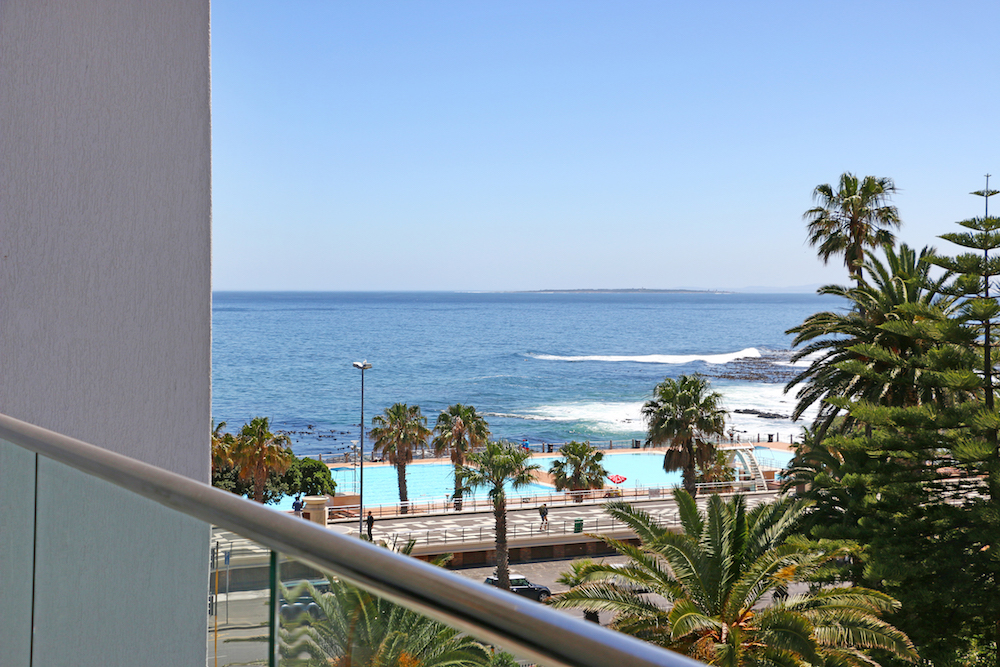 Photo 10 of Pavilion accommodation in Sea Point, Cape Town with 2 bedrooms and 2 bathrooms