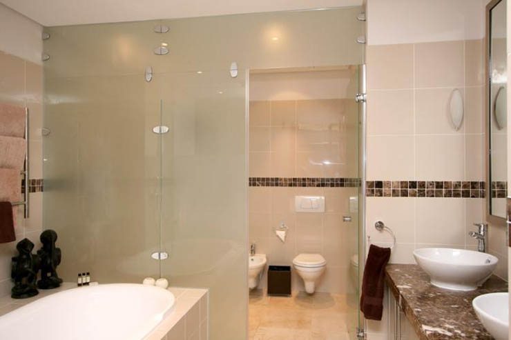 Photo 13 of Pembroke 103 accommodation in V&A Waterfront, Cape Town with 2 bedrooms and 2 bathrooms