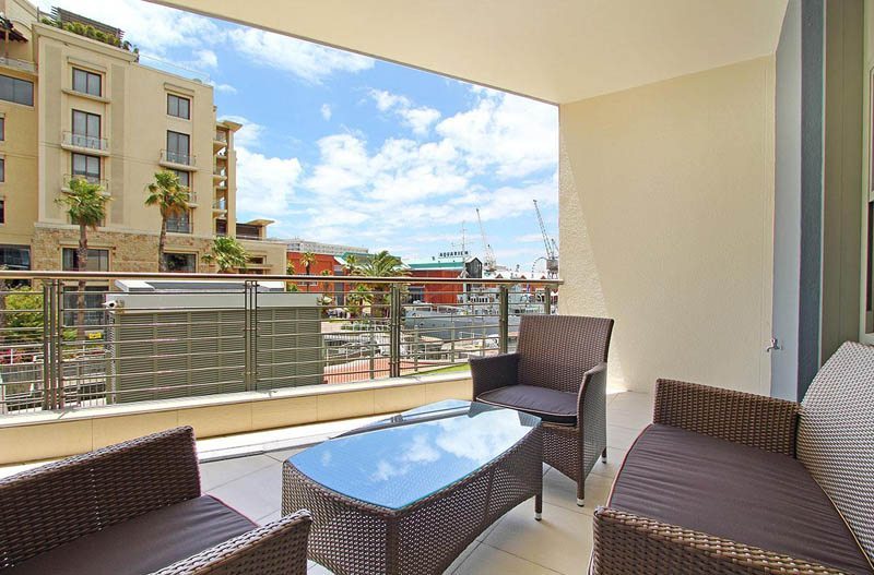 Photo 4 of Pembroke 103 accommodation in V&A Waterfront, Cape Town with 2 bedrooms and 2 bathrooms