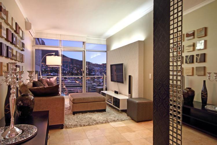 Photo 10 of Perspectives Penthouse accommodation in City Centre, Cape Town with 2 bedrooms and 2 bathrooms