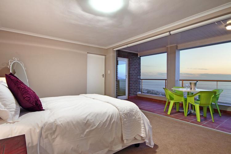 Photo 16 of Prima Penthouse accommodation in Camps Bay, Cape Town with 2 bedrooms and 2 bathrooms
