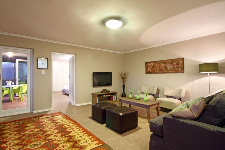 Photo 10 of Prima Penthouse accommodation in Camps Bay, Cape Town with 2 bedrooms and 2 bathrooms